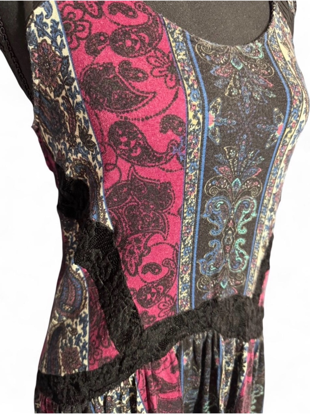 Daytrip Paisley Panel Tank Top in Pink and Black - Picture 2 of 6